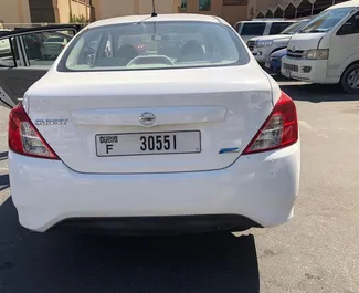 Noleggio auto Nissan Sunny 2018 negli Emirati Arabi Uniti, con carburante Benzina e 130 cavalli di potenza ➤ A partire da 104 AED al giorno.