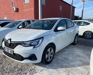 Vista frontale di un noleggio Renault Taliant all'aeroporto di Antalya, Turchia ✓ Auto #5031. ✓ Cambio Automatico TM ✓ 0 recensioni.