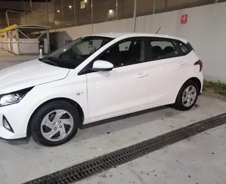 Noleggio auto Hyundai i20 #4881 Automatico all'aeroporto di Istanbul Sabiha Gokcen, dotata di motore 1,4L ➤ Da Muhammet Yasir in Turchia.