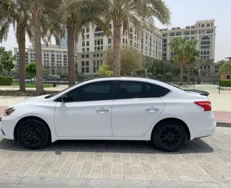 Noleggio auto Nissan Sentra 2021 negli Emirati Arabi Uniti, con carburante Benzina e 130 cavalli di potenza ➤ A partire da 80 AED al giorno.