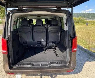 Noleggio auto Mercedes-Benz V-Class L 2017 in Austria, con carburante Diesel e 190 cavalli di potenza ➤ A partire da 135 EUR al giorno.