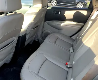 Noleggio Nissan Rogue. Auto Comfort, Crossover per il noleggio in Georgia ✓ Cauzione di Senza deposito ✓ Opzioni assicurative RCT, CDW, Passeggeri, Furto.