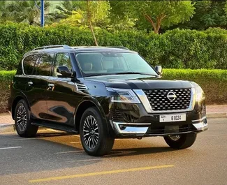 Noleggio Nissan Patrol. Auto Premium, Lusso, SUV per il noleggio negli Emirati Arabi Uniti ✓ Cauzione di Deposito di 3000 AED ✓ Opzioni assicurative RCT.