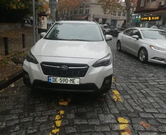 Vista frontale di un noleggio Subaru Crosstrek a Tbilisi, Georgia ✓ Auto #6263. ✓ Cambio Automatico TM ✓ 0 recensioni.