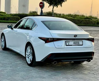 Noleggio auto Lexus IS300 2022 negli Emirati Arabi Uniti, con carburante Benzina e 250 cavalli di potenza ➤ A partire da 345 AED al giorno.