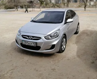 Vista frontale di un noleggio Hyundai Solaris ad Aktau, Kazakistan ✓ Auto #6271. ✓ Cambio Automatico TM ✓ 0 recensioni.