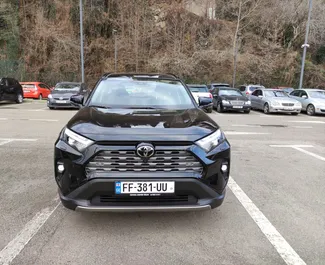 Noleggio auto Toyota Rav4 2022 in Georgia, con carburante Benzina e 150 cavalli di potenza ➤ A partire da 195 GEL al giorno.