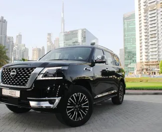 Vista frontale di un noleggio Nissan Patrol a Dubai, Emirati Arabi Uniti ✓ Auto #6169. ✓ Cambio Automatico TM ✓ 0 recensioni.