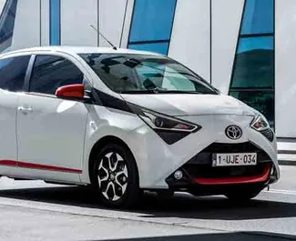 Noleggio auto Toyota Aygo #5845 Manuale a Rodi, dotata di motore 1,2L ➤ Da Memet in Grecia.