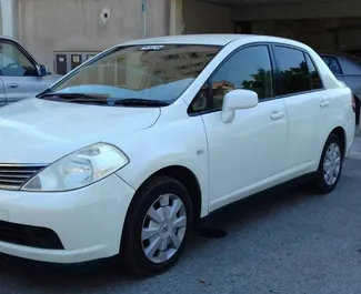 Noleggio auto Nissan Tiida 2015 a Cipro, con carburante Benzina e  cavalli di potenza ➤ A partire da 30 EUR al giorno.