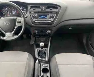 Noleggio auto Hyundai i20 2019 in Grecia, con carburante Benzina e 84 cavalli di potenza ➤ A partire da 19 EUR al giorno.