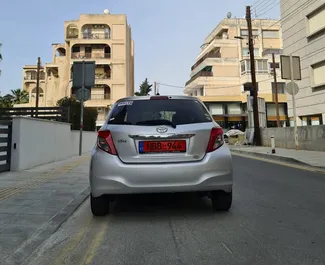 Motore Benzina da 1,2L di Toyota Vitz 2014 per il noleggio a Limassol.
