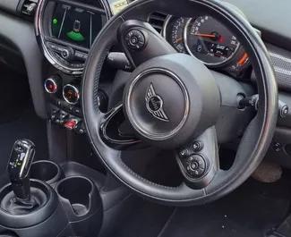 Noleggio Mini Cooper Cabrio. Auto Comfort, Premium, Cabrio per il noleggio a Cipro ✓ Cauzione di Deposito di 1000 EUR ✓ Opzioni assicurative RCT, CDW, SCDW, FDW, Furto, Giovane.