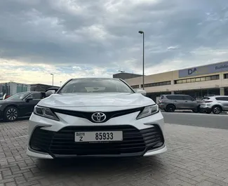 Noleggio auto Toyota Camry #6170 Automatico a Dubai, dotata di motore 2,5L ➤ Da Akil negli Emirati Arabi Uniti.