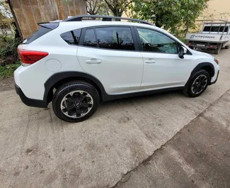 Interni di Subaru Crosstrek in affitto in Georgia. Un'ottima auto da 5 posti con cambio Automatico.