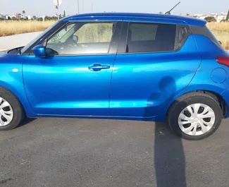 Suzuki Swift 2018 disponibile per il noleggio a Larnaca, con limite di chilometraggio di illimitato.