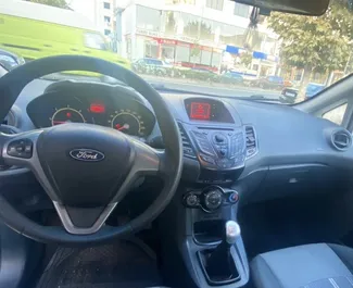 Noleggio auto Ford Fiesta 2010 in Albania, con carburante Diesel e 90 cavalli di potenza ➤ A partire da 16 EUR al giorno.