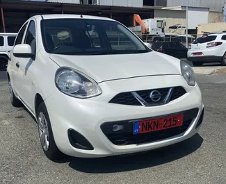 Vista frontale di un noleggio Nissan March a Limassol, Cipro ✓ Auto #2356. ✓ Cambio Automatico TM ✓ 0 recensioni.