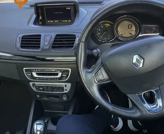 Noleggio Renault Megane Cabrio. Auto Comfort, Cabrio per il noleggio a Cipro ✓ Cauzione di Senza deposito ✓ Opzioni assicurative RCT, CDW, SCDW, Giovane.