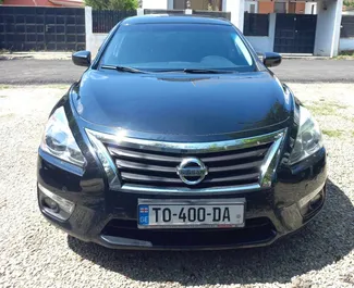 Noleggio auto Nissan Altima 2014 in Georgia, con carburante Benzina e 182 cavalli di potenza ➤ A partire da 110 GEL al giorno.