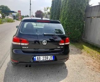 Noleggio Volkswagen Golf 6. Auto Economica, Comfort per il noleggio in Albania ✓ Cauzione di Deposito di 100 EUR ✓ Opzioni assicurative RCT, CDW, SCDW, FDW, Furto.