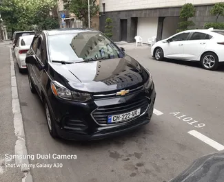 Noleggio Chevrolet Trax. Auto Economica, Crossover per il noleggio in Georgia ✓ Cauzione di Senza deposito ✓ Opzioni assicurative RCT, CDW, FDW, Passeggeri, Furto.