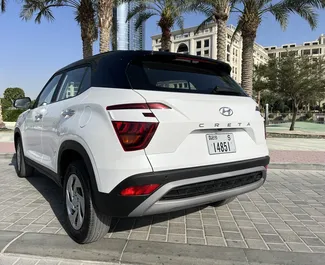 Noleggio Hyundai Creta. Auto Economica, Comfort, Crossover per il noleggio negli Emirati Arabi Uniti ✓ Cauzione di Deposito di 2000 AED ✓ Opzioni assicurative RCT, SCDW, Passeggeri, Furto, Giovane.