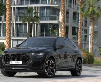 Vista frontale di un noleggio Audi RS Q8 a Dubai, Emirati Arabi Uniti ✓ Auto #6645. ✓ Cambio Automatico TM ✓ 0 recensioni.