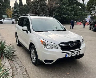 Vista frontale di un noleggio Subaru Forester a Tbilisi, Georgia ✓ Auto #6716. ✓ Cambio Automatico TM ✓ 2 recensioni.