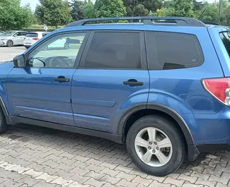 Motore Benzina da 2,5L di Subaru Forester 2011 per il noleggio a Tbilisi.