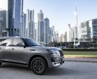 Vista frontale di un noleggio Nissan Patrol a Dubai, Emirati Arabi Uniti ✓ Auto #6744. ✓ Cambio Automatico TM ✓ 0 recensioni.