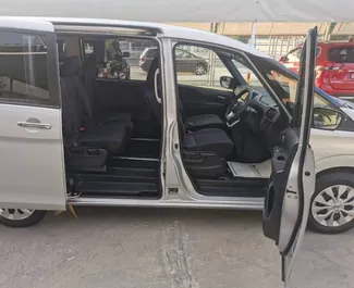 Noleggio auto Nissan Serena #6806 Automatico a Larnaca, dotata di motore 2,0L ➤ Da Maxim a Cipro.