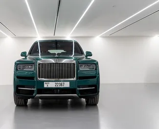 Noleggio auto Rolls-Royce Cullinan #6764 Automatico a Dubai, dotata di motore 6,7L ➤ Da Andrei negli Emirati Arabi Uniti.