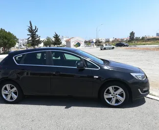 Noleggio auto Vauxhall Astra #6811 Automatico a Larnaca, dotata di motore 1,8L ➤ Da Maxim a Cipro.