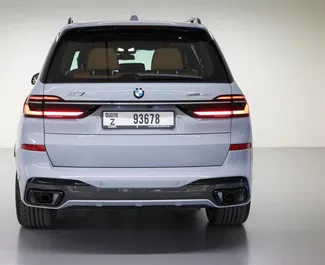 Noleggio auto BMW X7 2023 negli Emirati Arabi Uniti, con carburante Benzina e 335 cavalli di potenza ➤ A partire da 1950 AED al giorno.