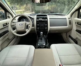 Noleggio Ford Escape. Auto Comfort, SUV, Crossover per il noleggio in Georgia ✓ Cauzione di Senza deposito ✓ Opzioni assicurative RCT, FDW, Furto, All'estero.