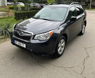 Vista frontale di un noleggio Subaru Forester a Tbilisi, Georgia ✓ Auto #6720. ✓ Cambio Automatico TM ✓ 2 recensioni.