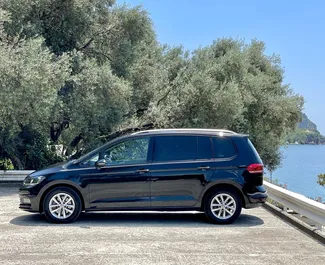 Noleggio auto Volkswagen Touran #6778 Automatico a Budva, dotata di motore 1,6L ➤ Da Luka in Montenegro.