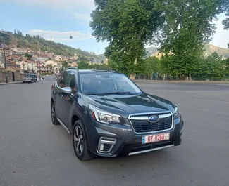 Subaru Forester Limited 2020 con sistema A trazione integrale, disponibile a Tbilisi.