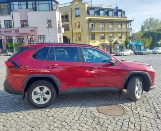 Noleggio Toyota Rav4. Auto Comfort, SUV, Crossover per il noleggio in Georgia ✓ Cauzione di Senza deposito ✓ Opzioni assicurative RCT, FDW, Passeggeri, Furto, All'estero.