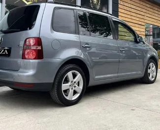 Noleggio auto Volkswagen Touran #7047 Automatico a Tirana, dotata di motore 2,0L ➤ Da Aldi in Albania.