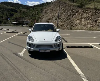 Noleggio auto Porsche Cayenne #6543 Automatico a Tbilisi, dotata di motore 3,0L ➤ Da Evgenii in Georgia.