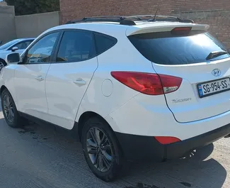 Motore Benzina da 2,0L di Hyundai Tucson 2015 per il noleggio a Tbilisi.