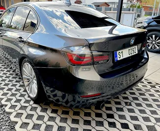 Noleggio auto BMW 320d 2016 in Cechia, con carburante Diesel e 184 cavalli di potenza ➤ A partire da 90 EUR al giorno.