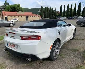 Noleggio Chevrolet Camaro Cabrio. Auto Premium, Lusso, Cabrio per il noleggio in Georgia ✓ Cauzione di Deposito di 600 GEL ✓ Opzioni assicurative RCT, CDW.