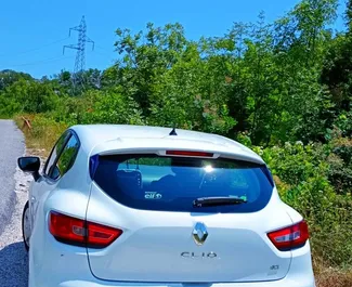 Noleggio auto Renault Clio 4 2016 in Montenegro, con carburante Diesel e 70 cavalli di potenza ➤ A partire da 29 EUR al giorno.