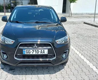 Vista frontale di un noleggio Mitsubishi Outlander Sport a Tbilisi, Georgia ✓ Auto #7178. ✓ Cambio Automatico TM ✓ 2 recensioni.