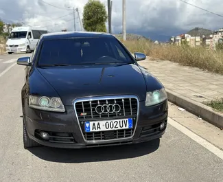 Vista frontale di un noleggio Audi A6 a Saranda, Albania ✓ Auto #7118. ✓ Cambio Automatico TM ✓ 1 recensioni.