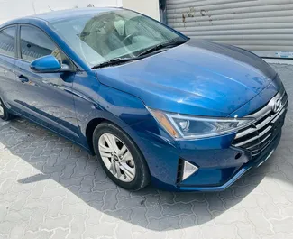 Noleggio auto Hyundai Elantra 2019 negli Emirati Arabi Uniti, con carburante Benzina e 120 cavalli di potenza ➤ A partire da 80 AED al giorno.