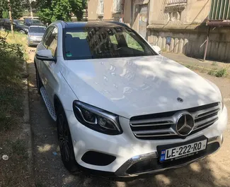 Vista frontale di un noleggio Mercedes-Benz GLC-Class a Tbilisi, Georgia ✓ Auto #7243. ✓ Cambio Automatico TM ✓ 0 recensioni.